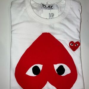 Play Comme des Garcons